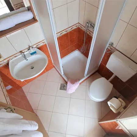 Upper Sea View Apartments Vrsar Exterior foto