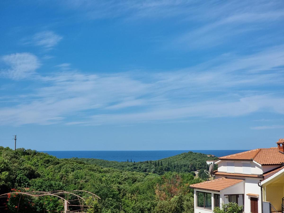 Apartment Upper Sea View *