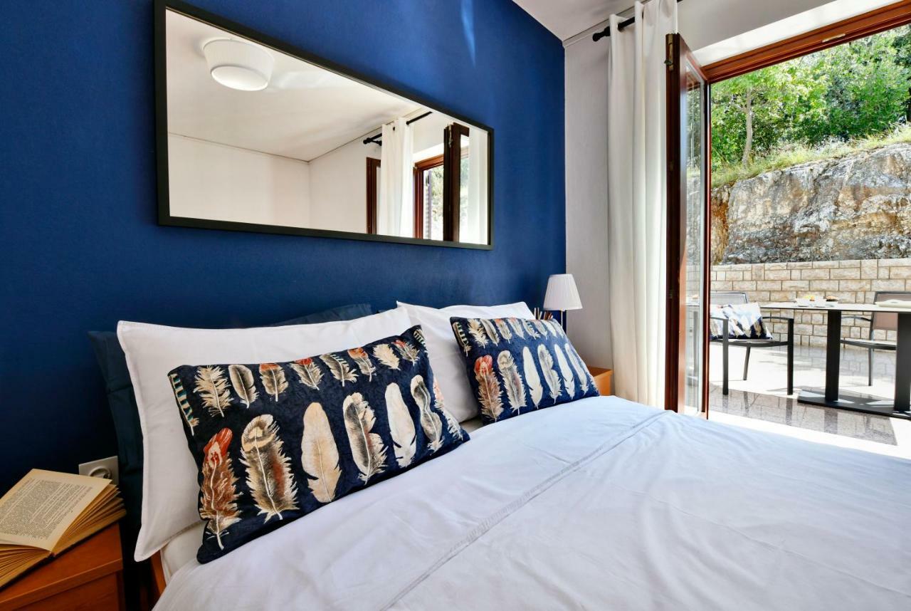 Upper Sea View Apartment