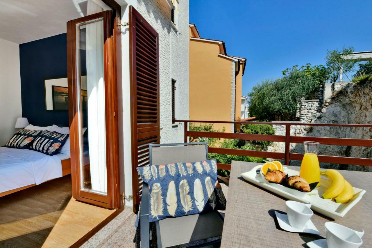 Upper Sea View Apartment *