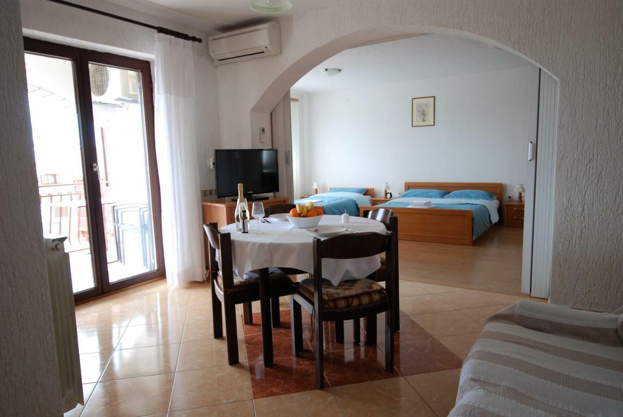 Apartment Upper Sea View